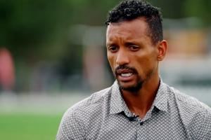 纳尼：曾有机会加盟巴萨曼城，莫耶斯劝我留下后又不让我上场