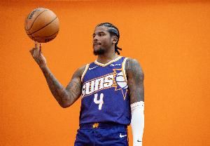 太阳主帅：杰伦-格林参加了5v5对抗 我们会继续评估他的情况