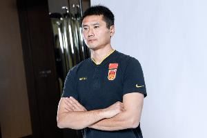 记者谈邵佳一执教国足：一次大胆尝试，足球不是急功近利的事