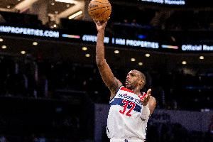 场均11.3分！明天奇才客战绿军 米德尔顿因膝盖酸痛继续缺阵